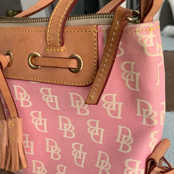 Dooney & Bourke monogram handbag - Picture 3 of 7